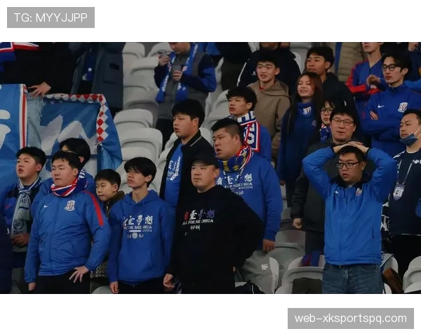 上海申花中场缺少关键连接点，组织推进受限，对球队整体表现带来阶段性影响