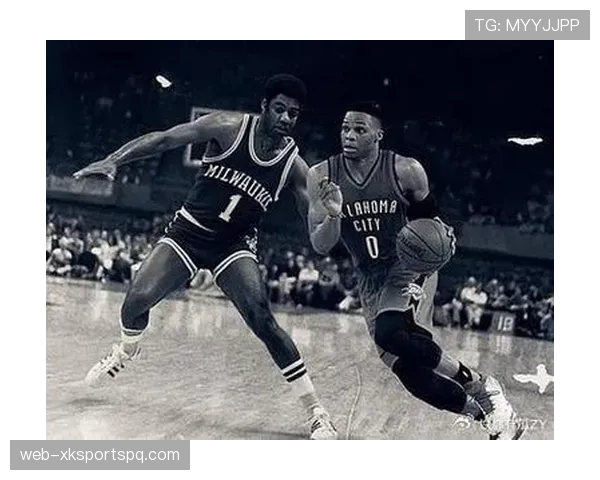 奥斯卡·罗伯特森单打创造得分爆发 助攻数据领先同期后卫